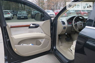Позашляховик / Кросовер Audi Q7 2006 в 