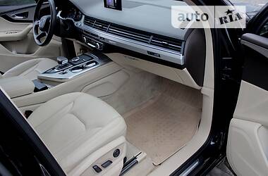 Позашляховик / Кросовер Audi Q7 2016 в 