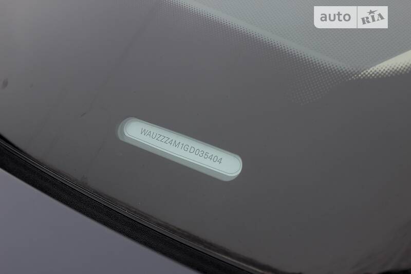 Позашляховик / Кросовер Audi Q7 2016 в Харкові
