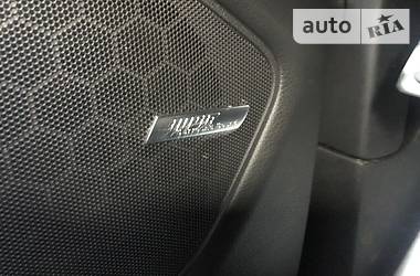 Позашляховик / Кросовер Audi Q7 2014 в 
