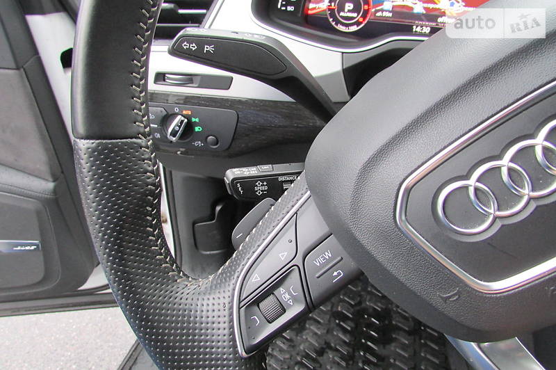 Позашляховик / Кросовер Audi Q7 2016 в Києві