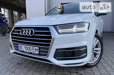 Внедорожник / Кроссовер Audi Q7 2017 в Дрогобыче