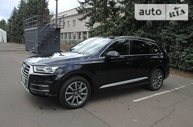 Внедорожник / Кроссовер Audi Q7 2016 в Киеве