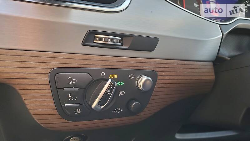 Позашляховик / Кросовер Audi Q7 2015 в Тернополі