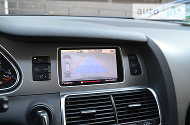 Позашляховик / Кросовер Audi Q7 2013 в 