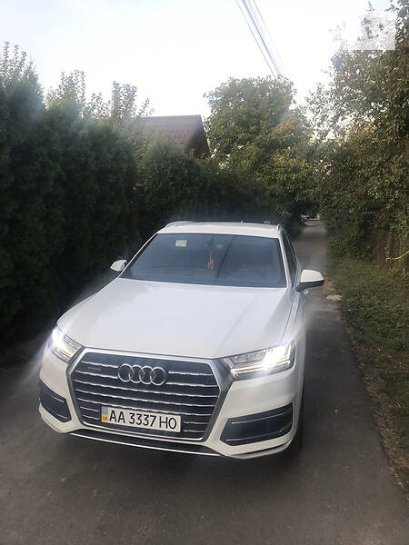 Позашляховик / Кросовер Audi Q7 2016 в Києві фото 11 Позашляховик / Кросовер Audi Q7 2016 в Києві