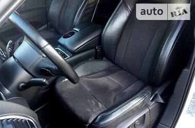 Позашляховик / Кросовер Audi Q7 2010 в 