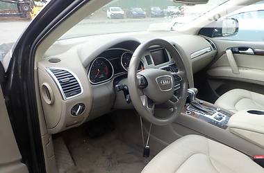 Позашляховик / Кросовер Audi Q7 2012 в Києві