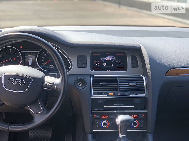 Позашляховик / Кросовер Audi Q7 2014 в Києві