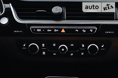 Позашляховик / Кросовер Audi Q7 2017 в 