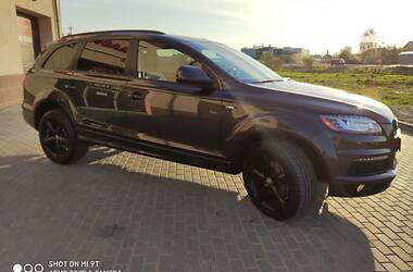 Позашляховик / Кросовер Audi Q7 2014 в 