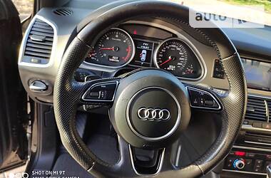 Позашляховик / Кросовер Audi Q7 2014 в 