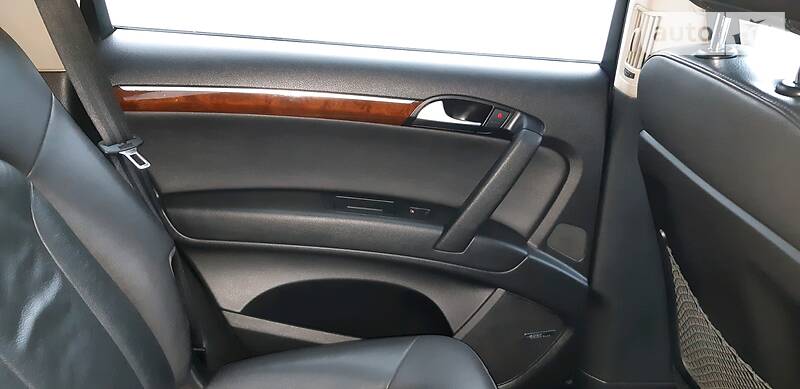 Позашляховик / Кросовер Audi Q7 2007 в Хмельницькому