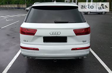 Внедорожник / Кроссовер Audi Q7 2017 в Виннице