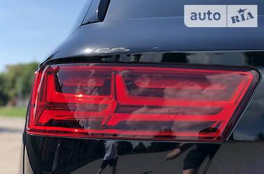 Внедорожник / Кроссовер Audi Q7 2017 в Ровно