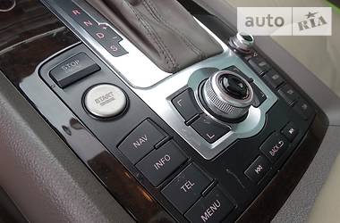 Позашляховик / Кросовер Audi Q7 2012 в 