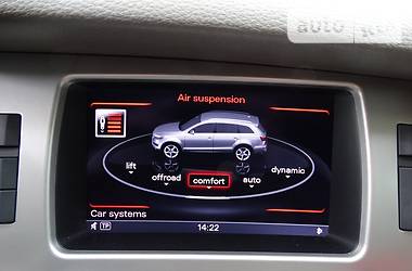 Позашляховик / Кросовер Audi Q7 2012 в 