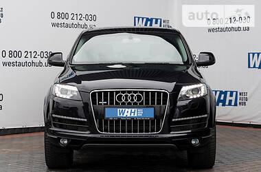 Позашляховик / Кросовер Audi Q7 2013 в 