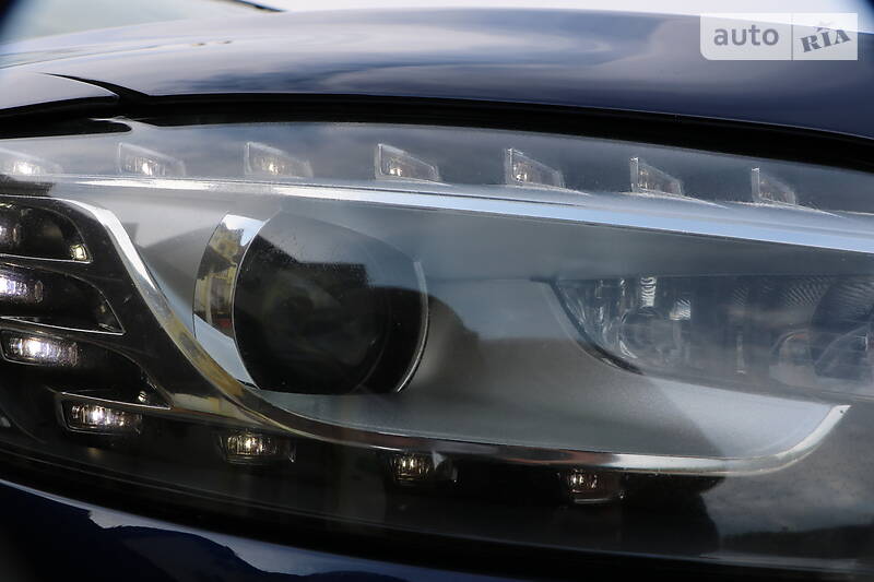 Позашляховик / Кросовер Audi Q7 2011 в Трускавці