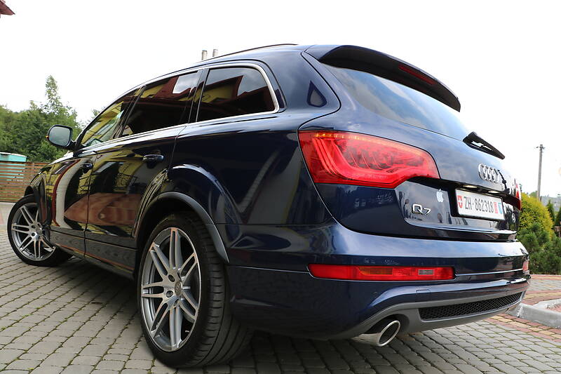 Позашляховик / Кросовер Audi Q7 2011 в Трускавці