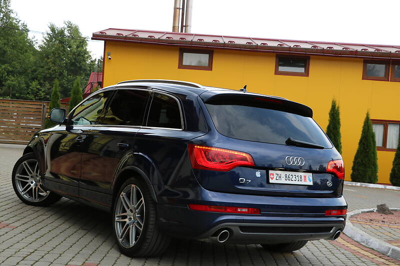 Позашляховик / Кросовер Audi Q7 2011 в Трускавці