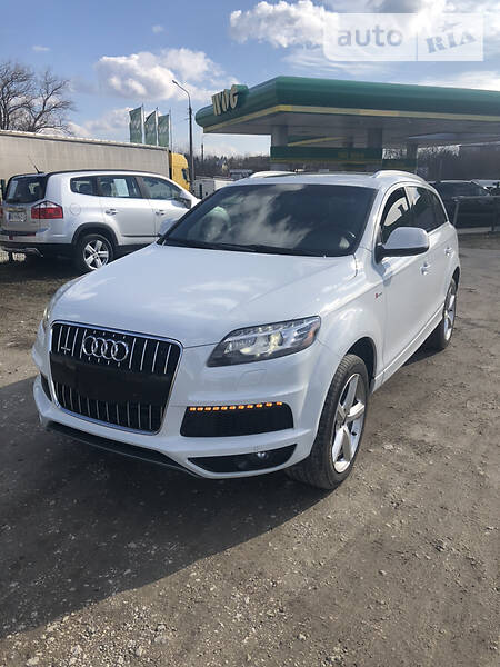 Позашляховик / Кросовер Audi Q7 2013 в Тернополі