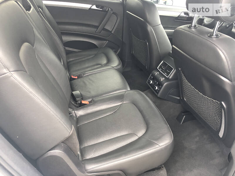 Позашляховик / Кросовер Audi Q7 2013 в Тернополі