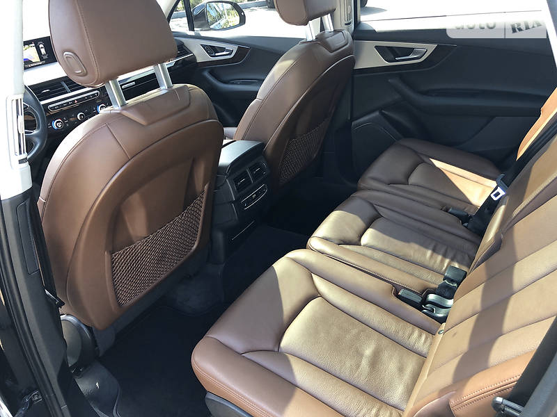 Внедорожник / Кроссовер Audi Q7 2016 в Киеве