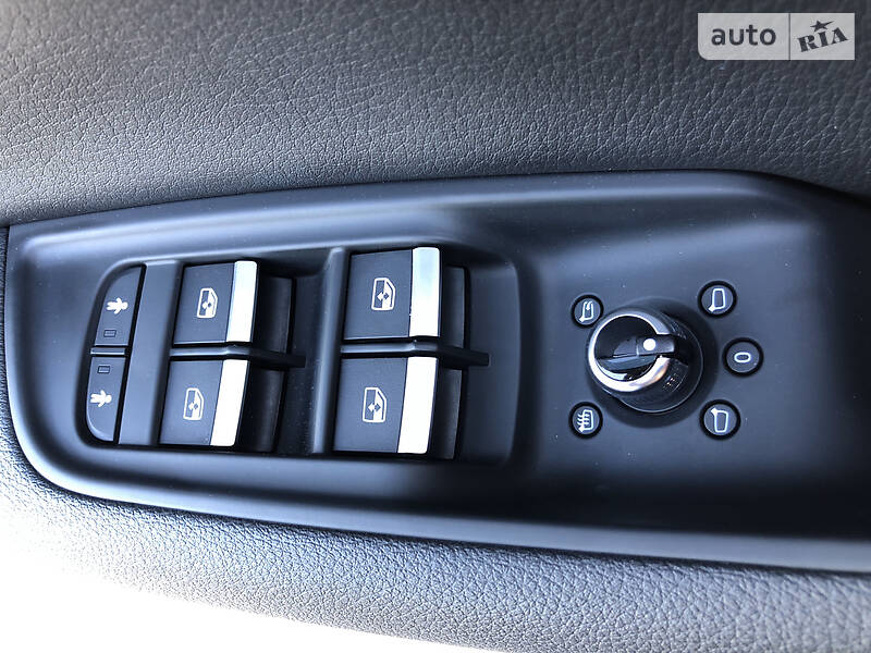 Внедорожник / Кроссовер Audi Q7 2016 в Киеве