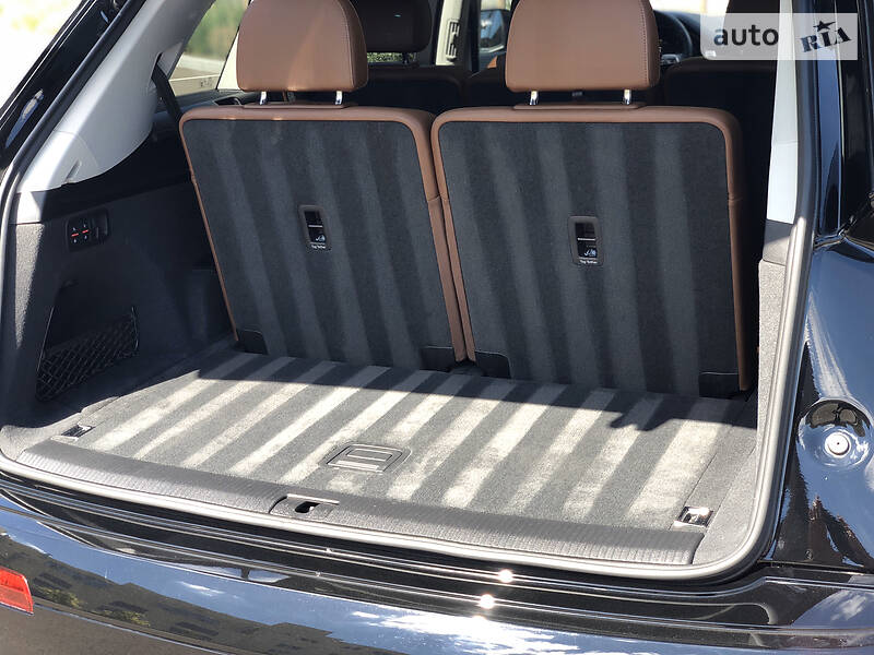 Внедорожник / Кроссовер Audi Q7 2016 в Киеве