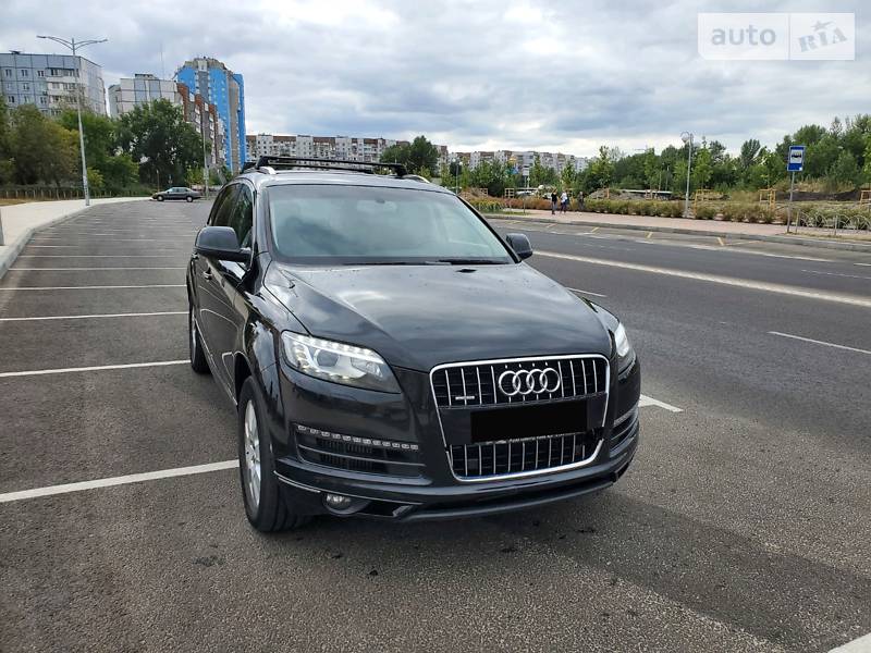 Позашляховик / Кросовер Audi Q7 2013 в Черкасах