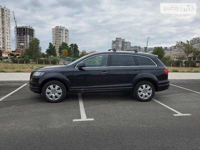 Позашляховик / Кросовер Audi Q7 2013 в Черкасах