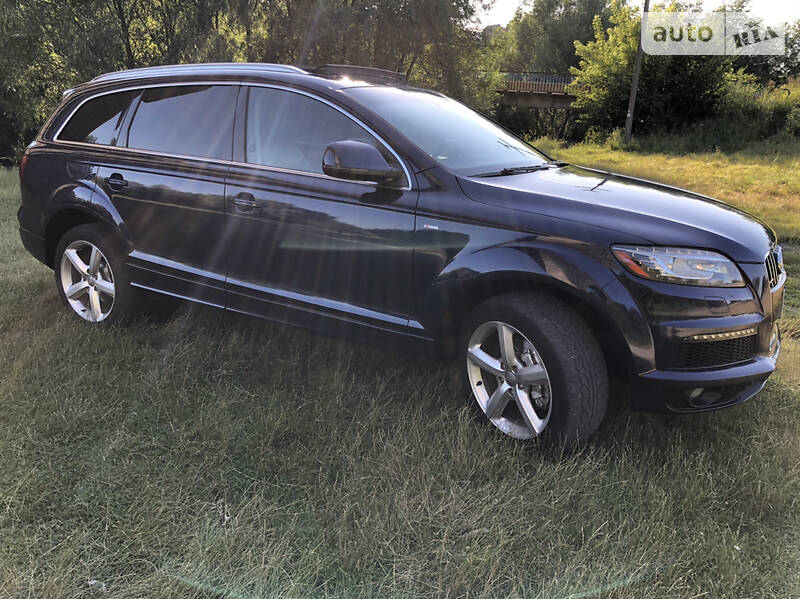 Позашляховик / Кросовер Audi Q7 2010 в Тернополі