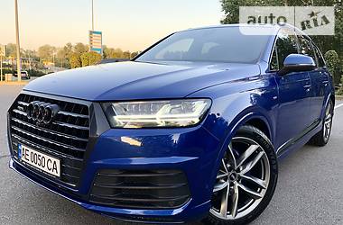 Внедорожник / Кроссовер Audi Q7 2017 в Киеве