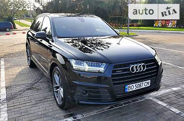 Внедорожник / Кроссовер Audi Q7 2017 в Луцке