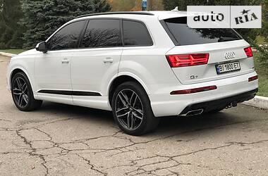 Внедорожник / Кроссовер Audi Q7 2016 в Полтаве