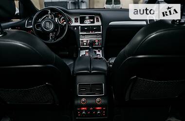 Внедорожник / Кроссовер Audi Q7 2013 в Хусте