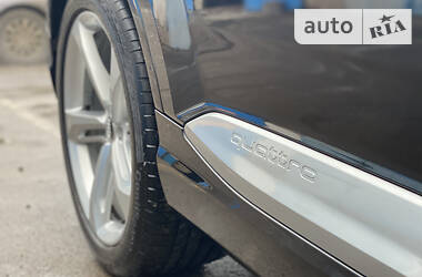 Внедорожник / Кроссовер Audi Q7 2016 в 