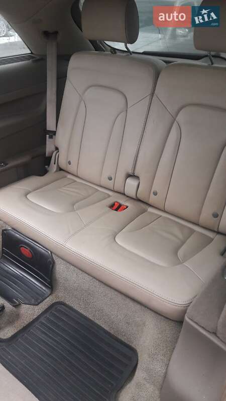 Внедорожник / Кроссовер Audi Q7 2007 в Болехове
