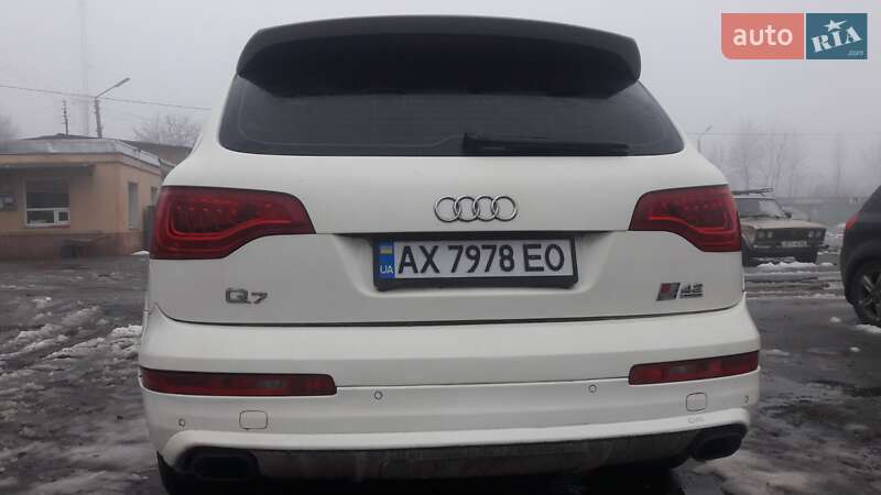 Внедорожник / Кроссовер Audi Q7 2007 в Болехове