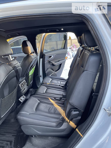 Внедорожник / Кроссовер Audi Q7 2017 в Харькове