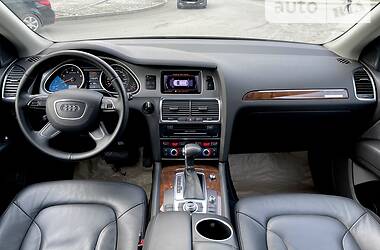 Позашляховик / Кросовер Audi Q7 2011 в Дніпрі