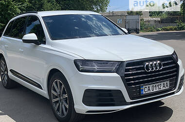 Внедорожник / Кроссовер Audi Q7 2016 в Золотоноше