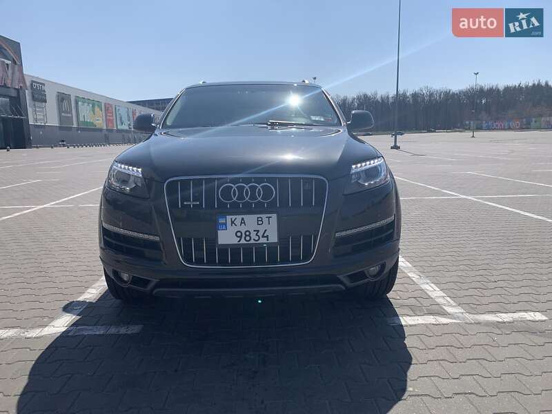 Позашляховик / Кросовер Audi Q7 2011 в Києві
