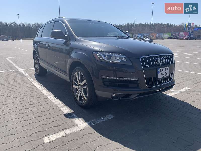 Позашляховик / Кросовер Audi Q7 2011 в Києві