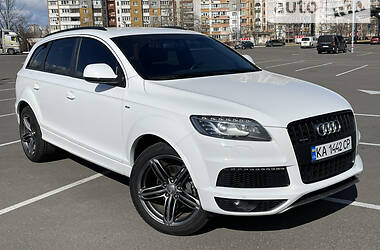 Внедорожник / Кроссовер Audi Q7 2011 в Киеве