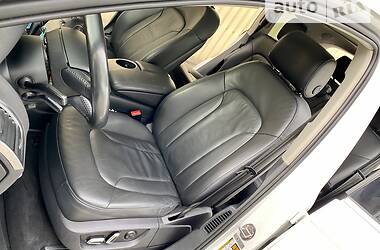 Позашляховик / Кросовер Audi Q7 2013 в 