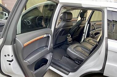 Позашляховик / Кросовер Audi Q7 2013 в 