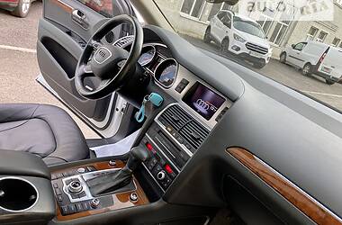 Позашляховик / Кросовер Audi Q7 2013 в 