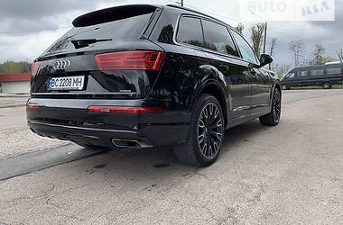 Внедорожник / Кроссовер Audi Q7 2017 в Львове